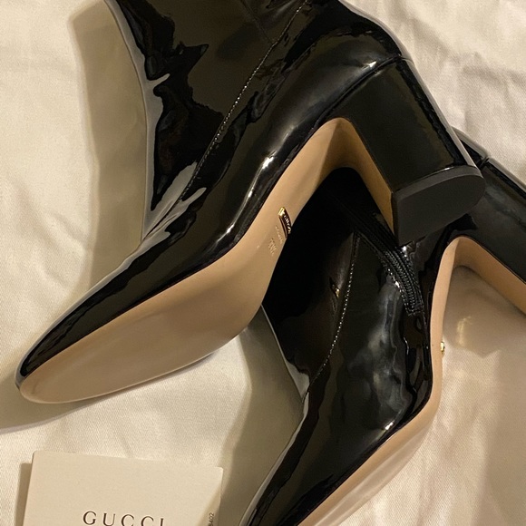 ❌SOLD❌NIB Authentic Gucci patent boots - Picture 4 of 6